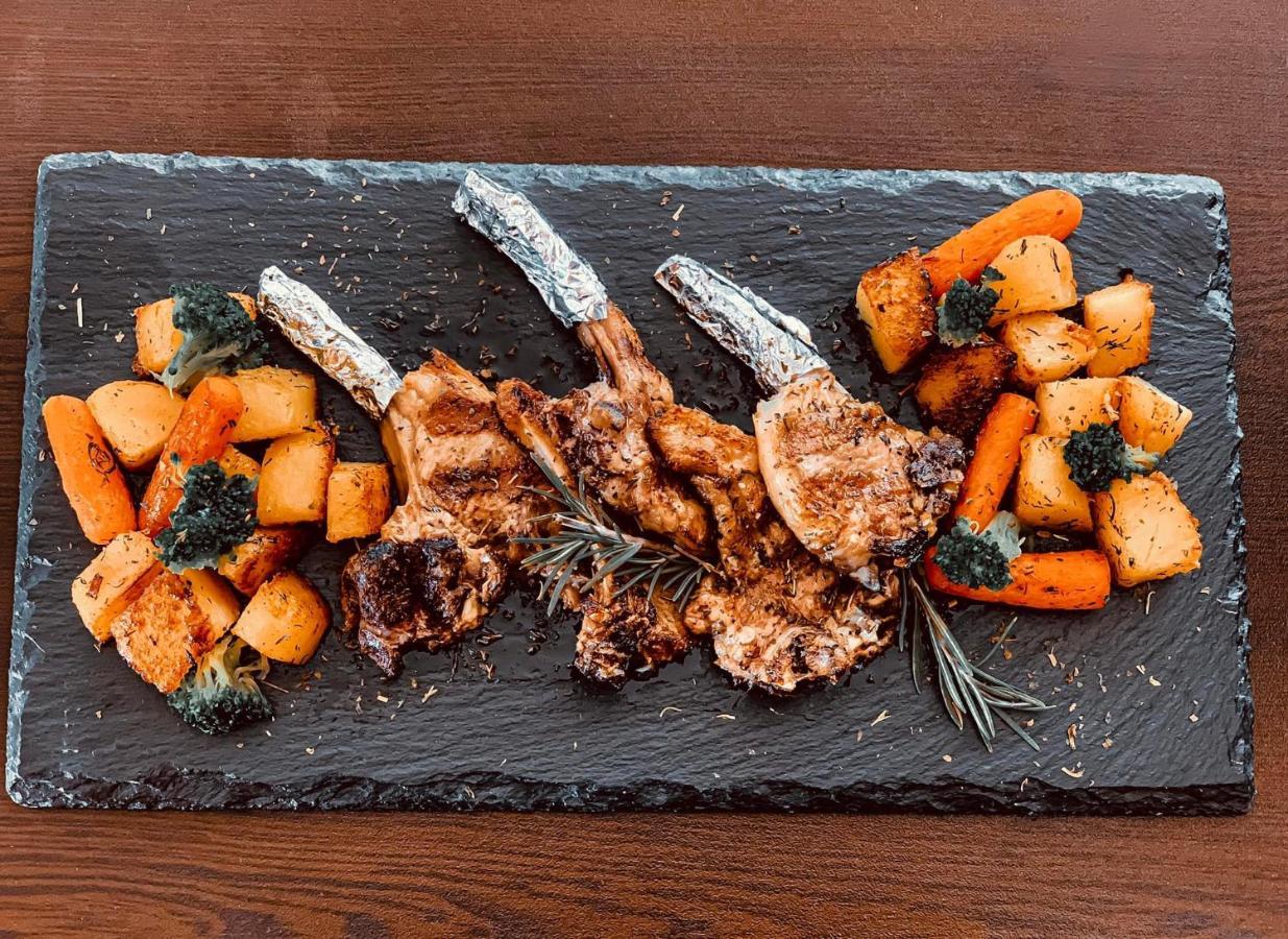 Meatsa Hotel Kŭrdzhali Dış mekan fotoğraf