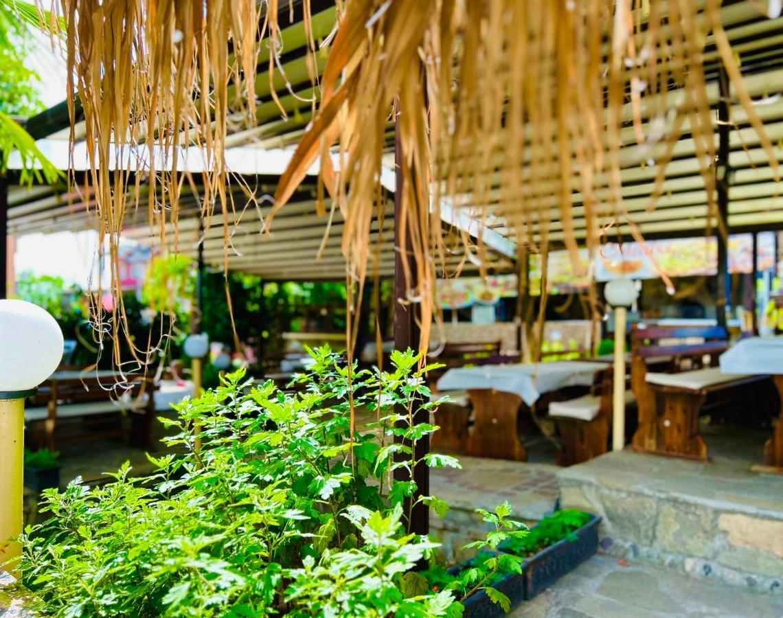 Meatsa Hotel Kŭrdzhali Dış mekan fotoğraf