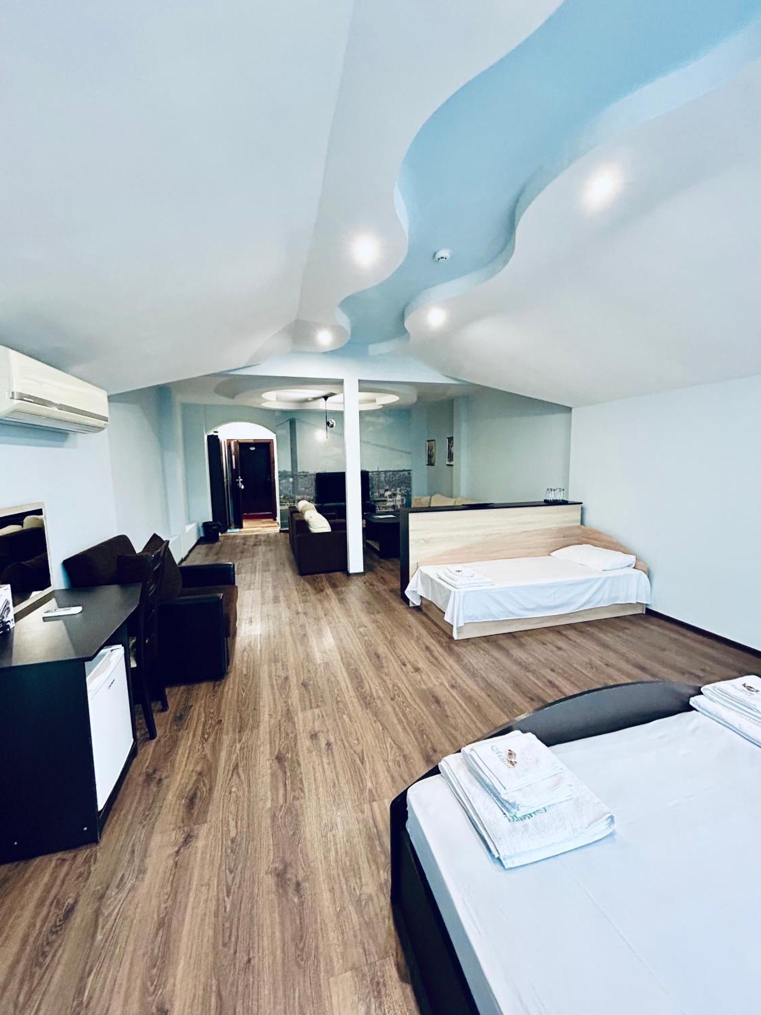 Meatsa Hotel Kŭrdzhali Dış mekan fotoğraf