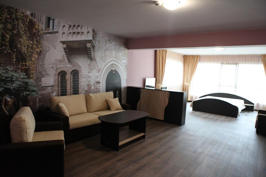 Meatsa Hotel Kŭrdzhali Oda fotoğraf