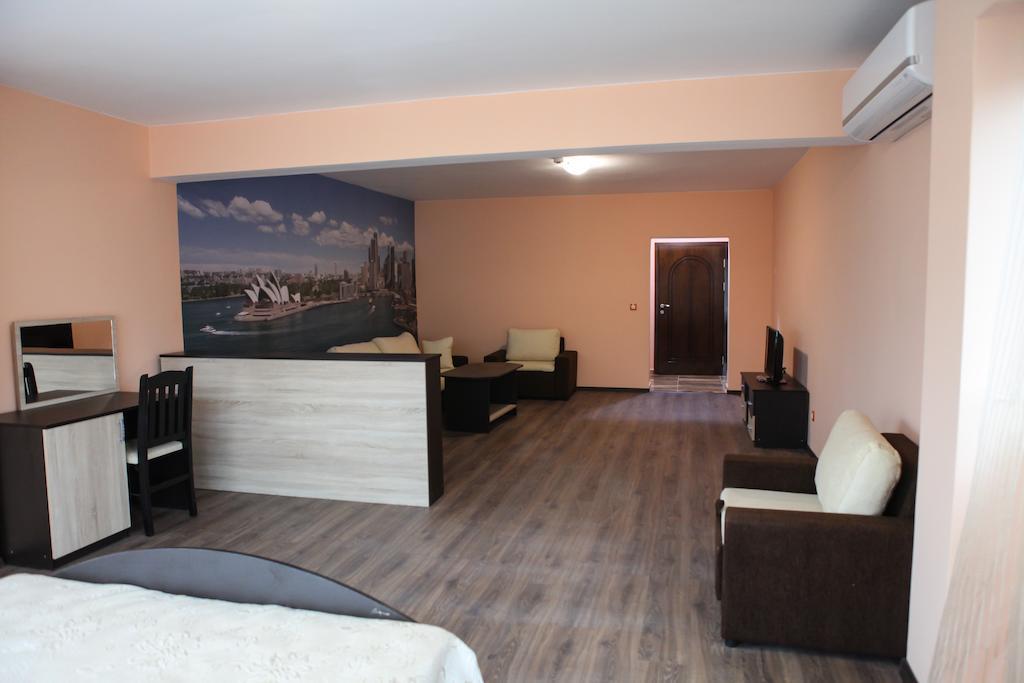 Meatsa Hotel Kŭrdzhali Oda fotoğraf