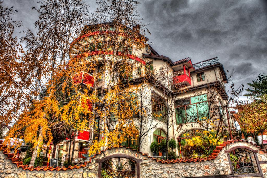 Meatsa Hotel Kŭrdzhali Dış mekan fotoğraf